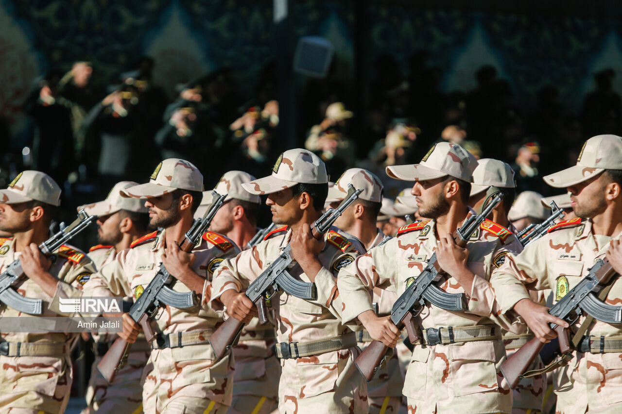 حقوق سربازان از پایان آذرماه ۲۰ درصد افزایش می‌یابد