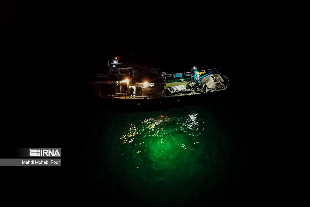 صید کیلکا در دریای خزر