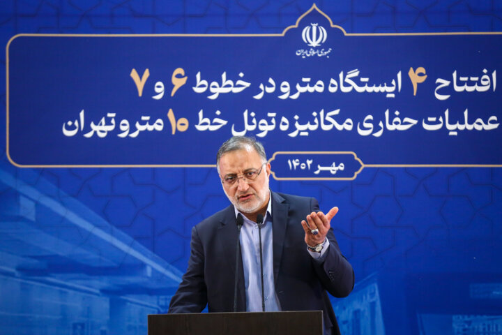 زاکانی: پنج هزار جایگاه شارژ خودرو برقی تا پایان ۱۴۰۳ در تهران نصب می‌شود