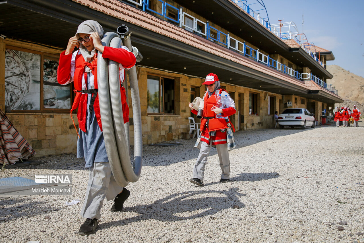 مانور مقابله با سیل