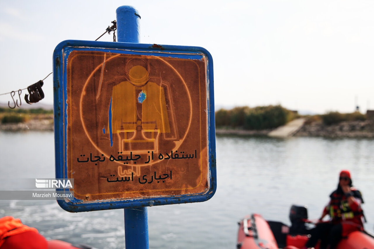 مانور مقابله با سیل