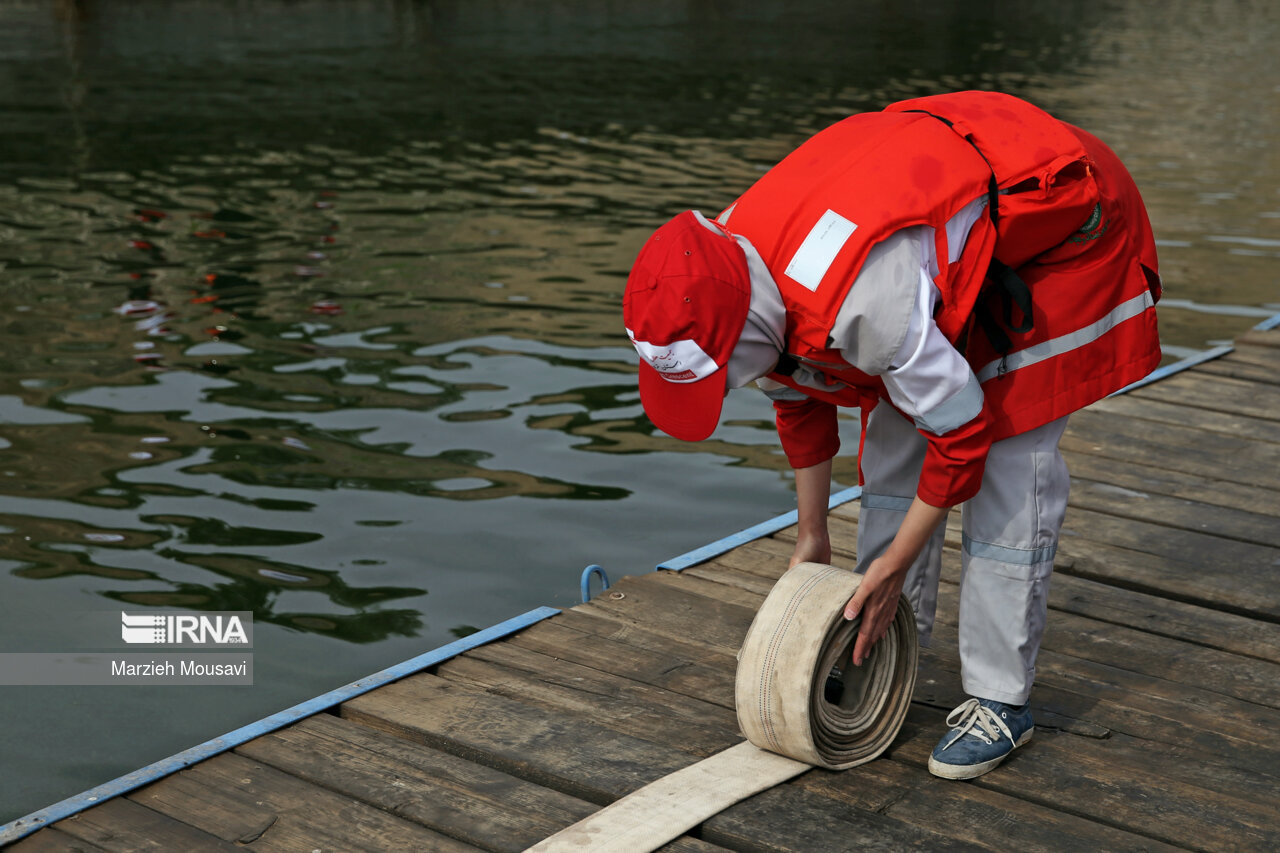 مانور مقابله با سیل