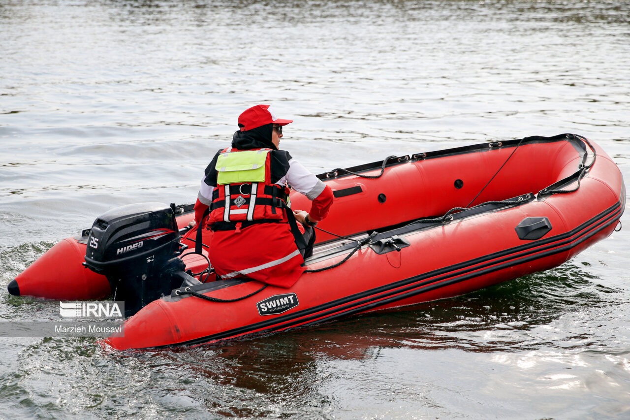 مانور مقابله با سیل