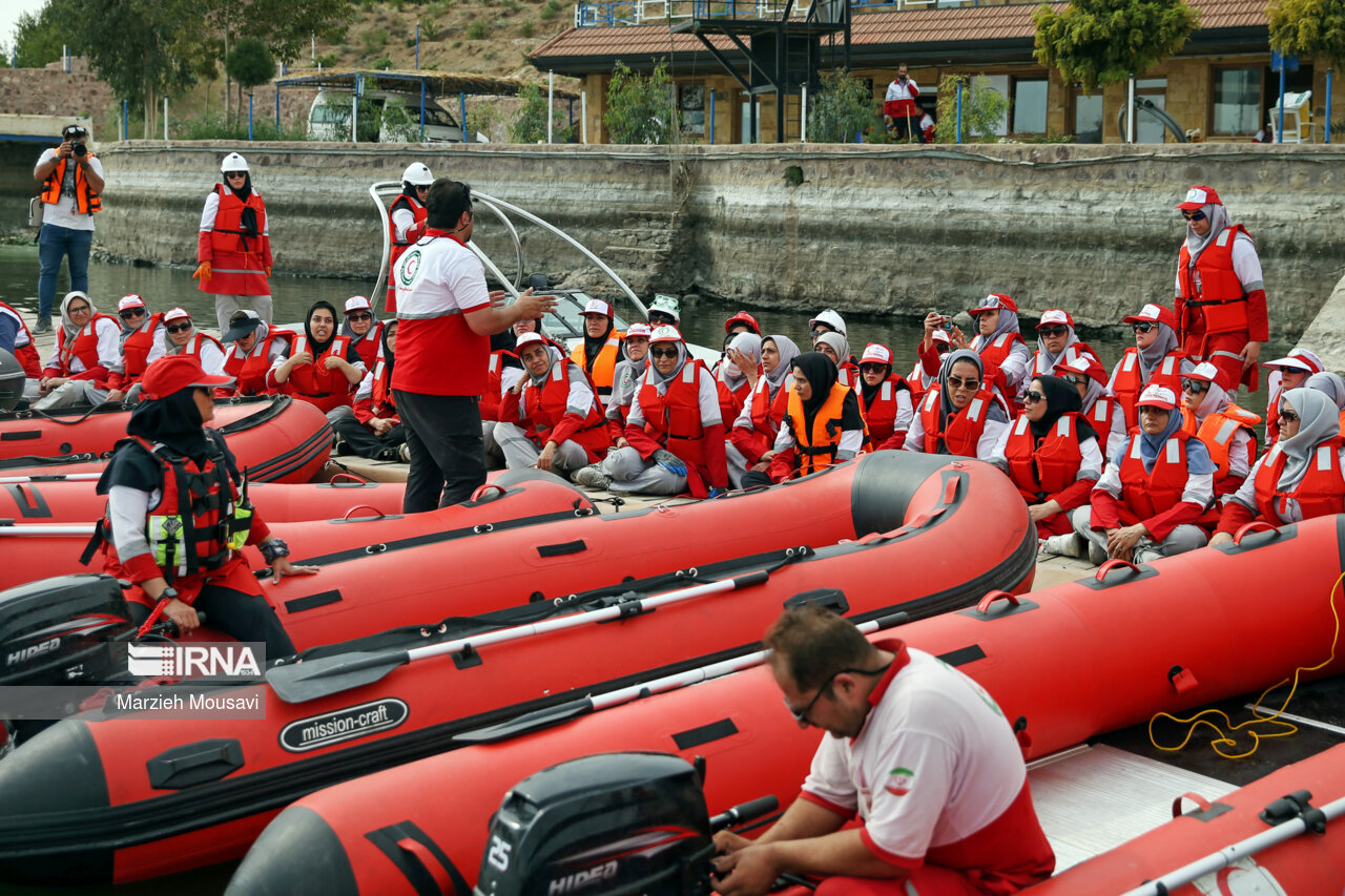 مانور مقابله با سیل