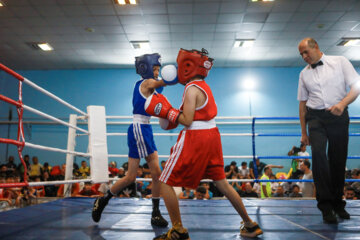Les minimes-cadets du boxing-club au tournoi régional de boxe éducative à Arak 