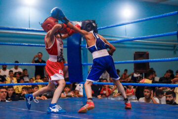 Competencias de boxeo infantil en Arak