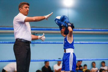 Competencias de boxeo infantil en Arak