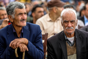 Le festival du raisin et des pommes à Kermânchâh dans l’ouest de l’Iran 