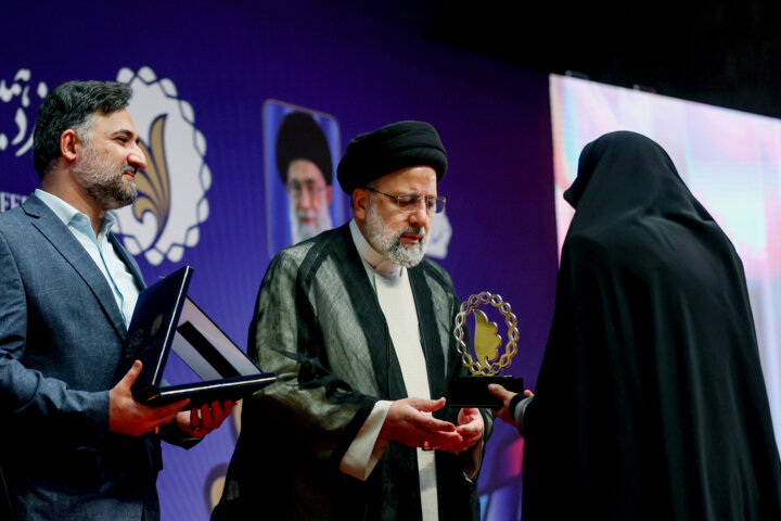 نخستین روز از سیزدهمین همایش ملی نخبگان چگونه گذشت؟ 2 نخستین روز سیزدهمین همایش ملی نخبگان برگزار شد