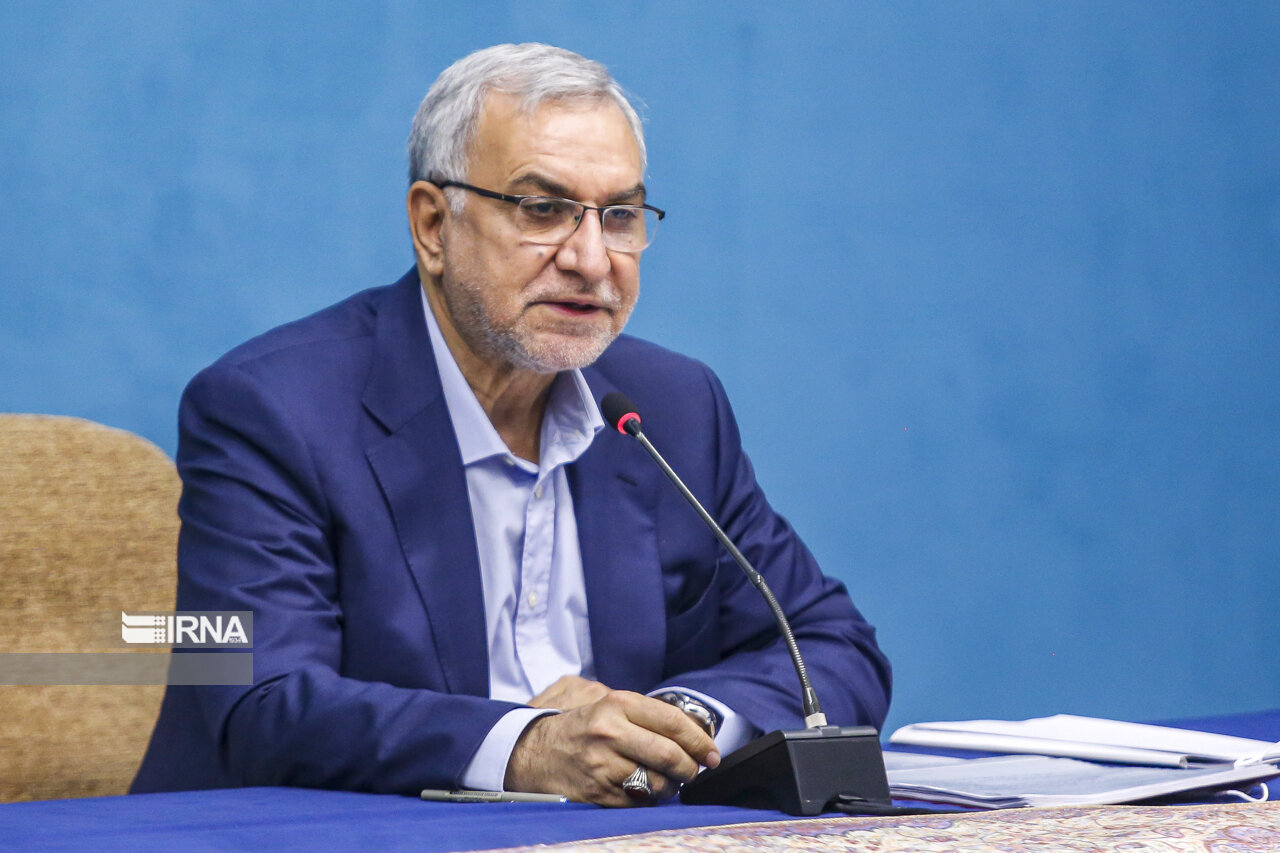 وزیر بهداشت عازم کرمان شد