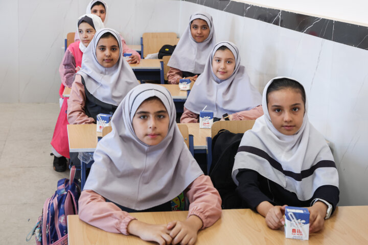 ۸۵ درصد دانشآموزان عشایری در مدارس ثابت تحصیل میکنند