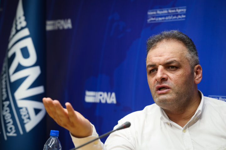 تلنگر به مدیران غیر «اصولی» در روز دلتنگی مرد پرتغالی برای تراکتوریها