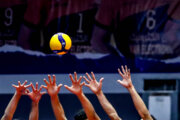 افق قم در لیگ دسته یک والیبال عقاب تهران را برد