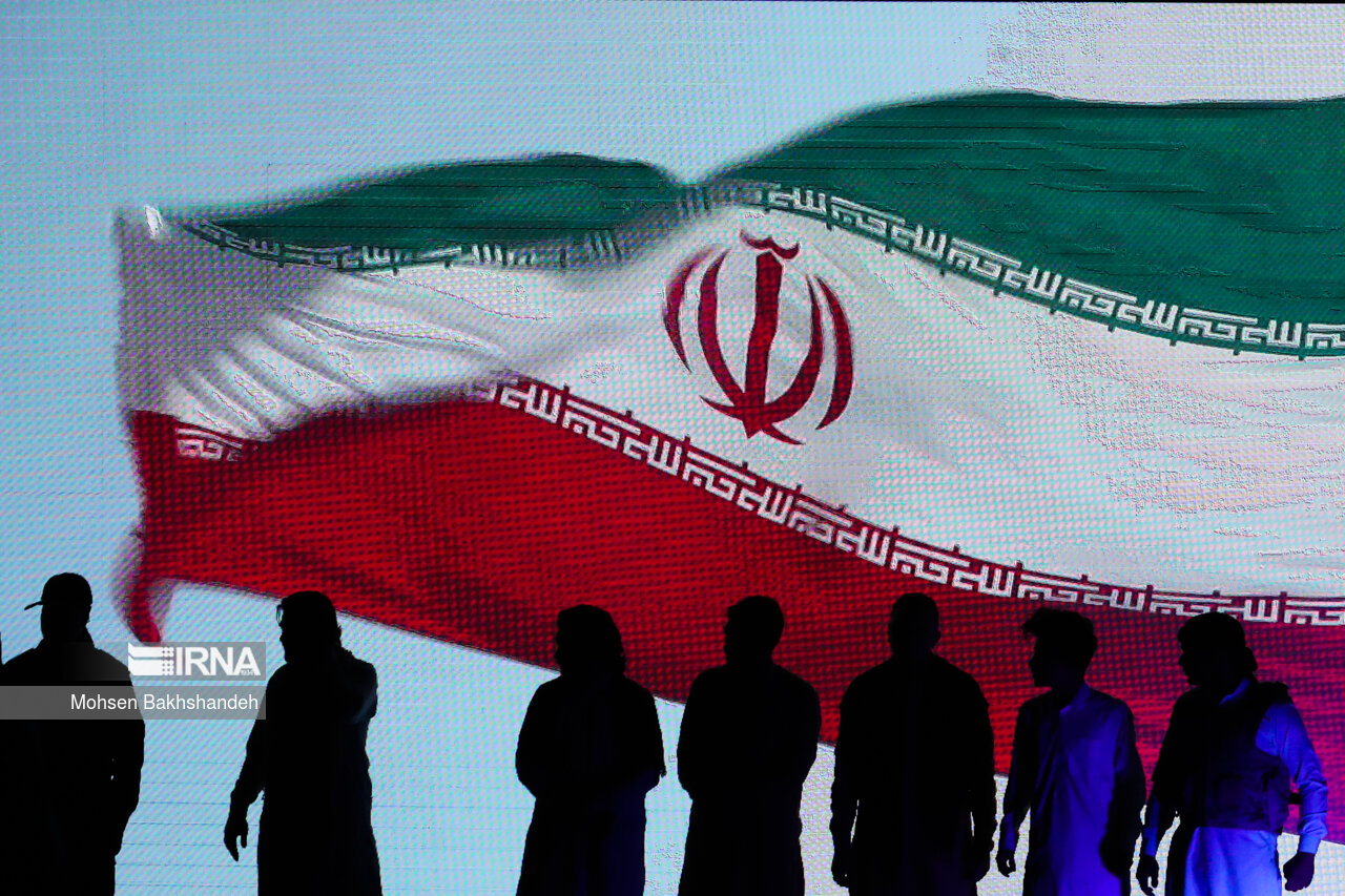 ایجاد حلقههای میانی نخبگانی و مردمی در دولتها راهکار اصلی آبادانی کشور