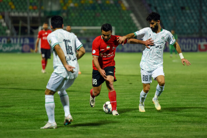 سایهروشنهای هفته هشتم لیگ برتر؛ سر و تهِ جدول آبی شد!