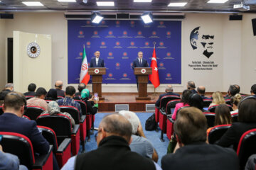 نشست خبری مشترک وزرای خارجه ایران و ترکیه