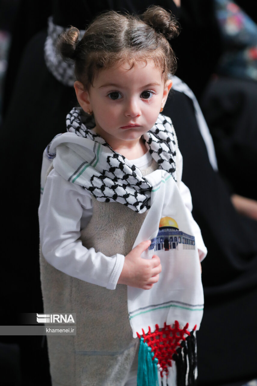 دیدار دانشآموزان و دانشجویان با رهبر انقلاب