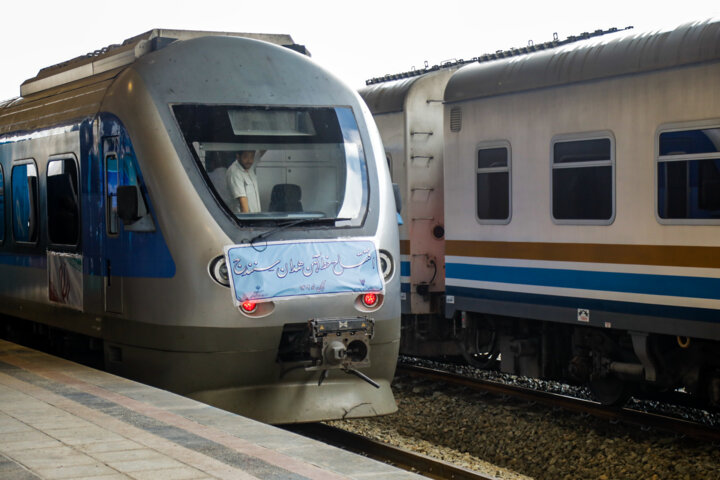 فیلم| بهره برداری از ایستگاه حمل بار راه آهن سنندج-همدان