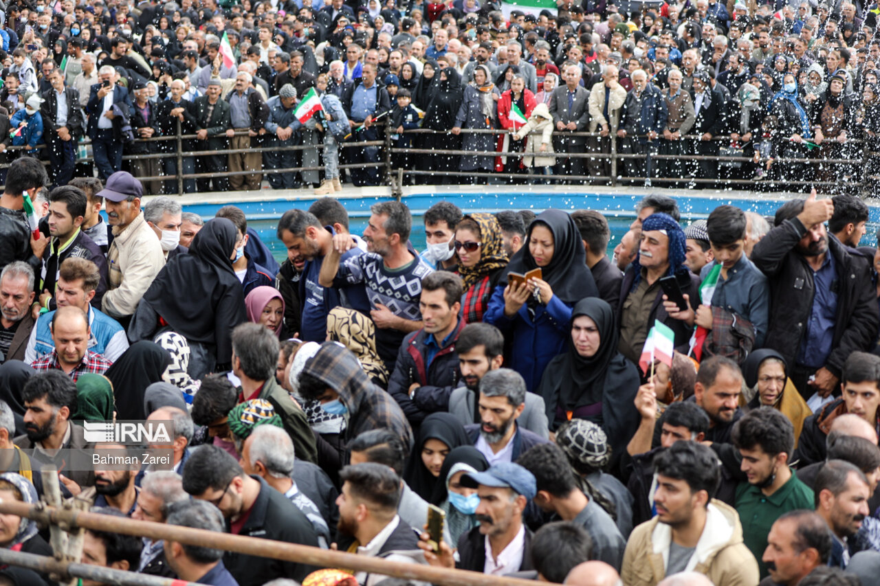 دیدار رئیس جمهور با مردم سنندج