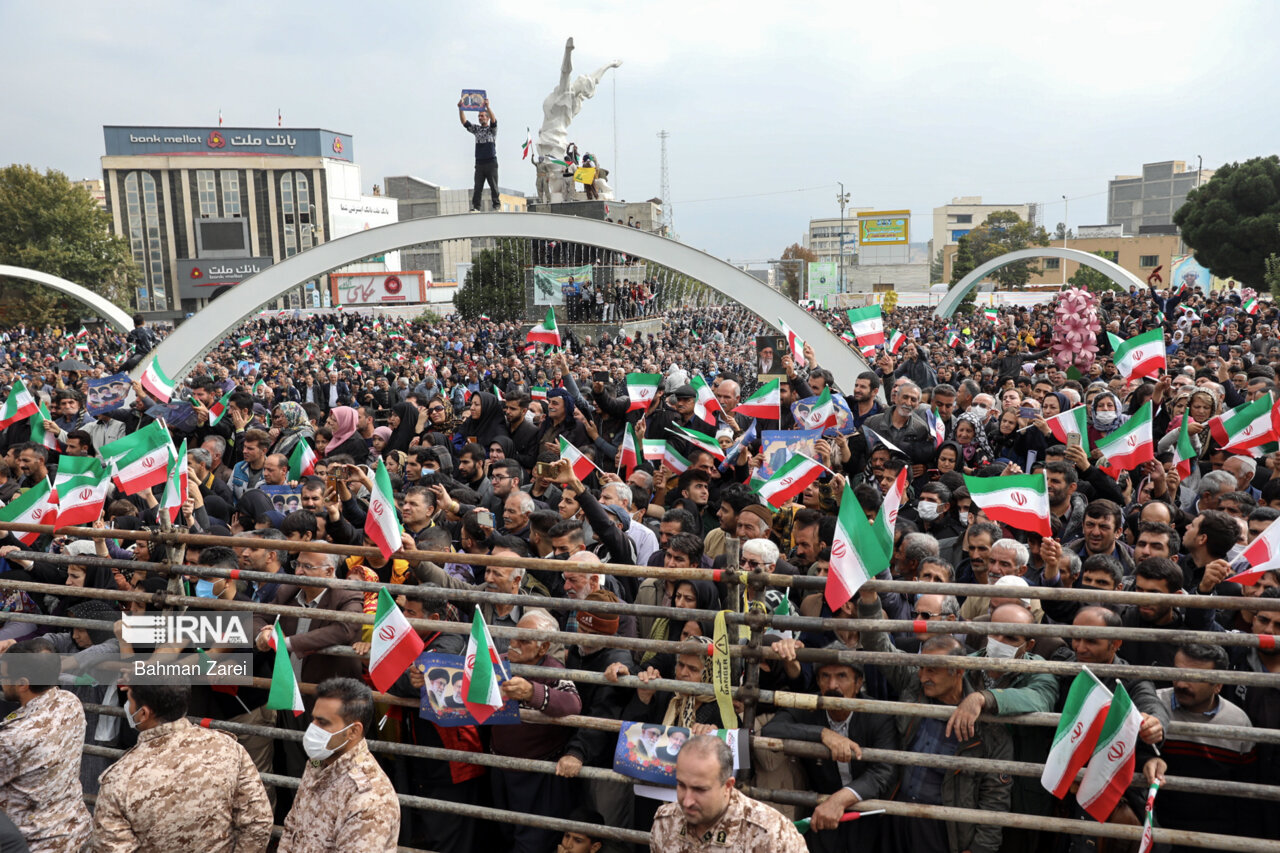 دیدار رئیس جمهور با مردم سنندج