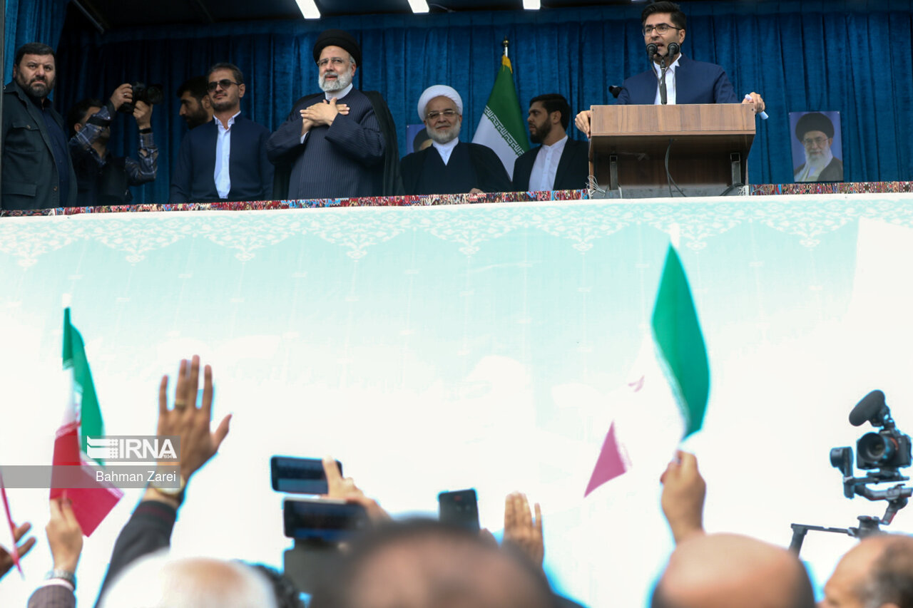 دیدار رئیس جمهور با مردم سنندج