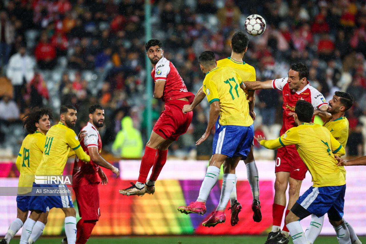 خبر بد برای گل‌محمدی؛ ستاره پرسپولیس بازی با استقلال را از دست داد؟