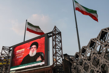 پخش سخنرانی دبیر کل حزب الله در میدان امام حسین (ع)