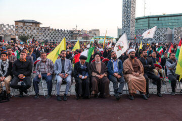Le discours de Hassan Nasrallah du Hezbollah diffusé en direct à Téhéran 