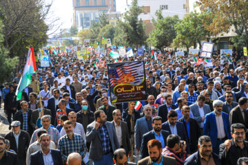 راهپیمایی سیزده آبان در کرمان