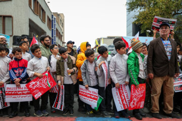 Marchas del 13 de Aban en Teherán
