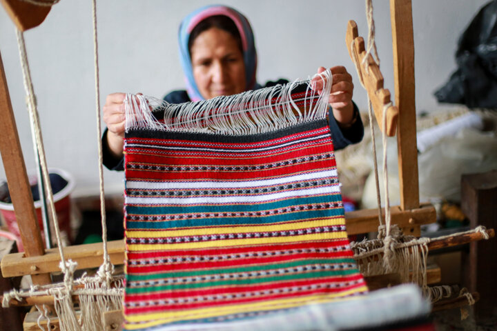 نقش پُررنگ بازارچههای دائمی در توسعه صنایع دستی ایلام