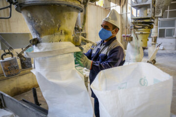 کشف تخلف ۷۳۰ میلیارد ریالی یک فروشنده شکر در سبزوار