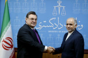 Iranian, Russian justice ministers meet