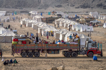 دو هزار و ۵۰۰ مهاجر افغانستانی دیگر از پاکستان به کشور خود بازگشتند