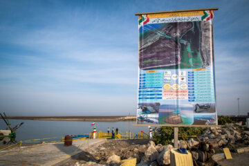 اسکله ورودی کریدور گرشگری آشوراده واقع در ساحل بندر ترکمن