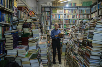 Les plus anciennes librairies de Téhéran, où se trouvent-elles ?