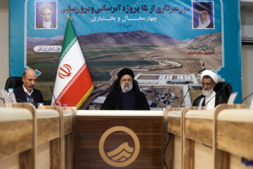 Viaje del presidente iraní a Chaharmahal y Bajtiari