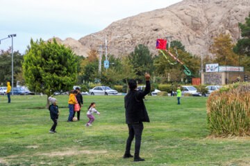 پرواز بادبادک ها در حمایت از کودکان فلسطین