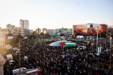 Masiva manifestación propalestina en Teherán
