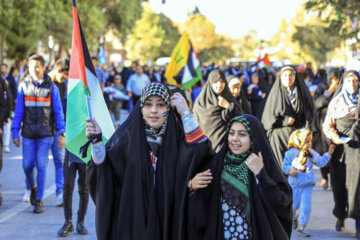 تجمع مردم در حمایت از کودکان غزه- کرمان