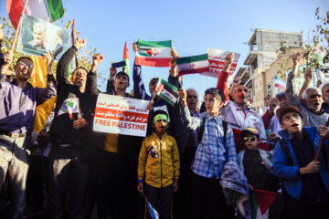 تجمع مردم در حمایت از کودکان غزه- قم