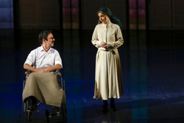 کنسرت نمایش کلنل