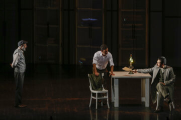 کنسرت نمایش کلنل