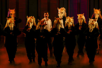 کنسرت نمایش کلنل