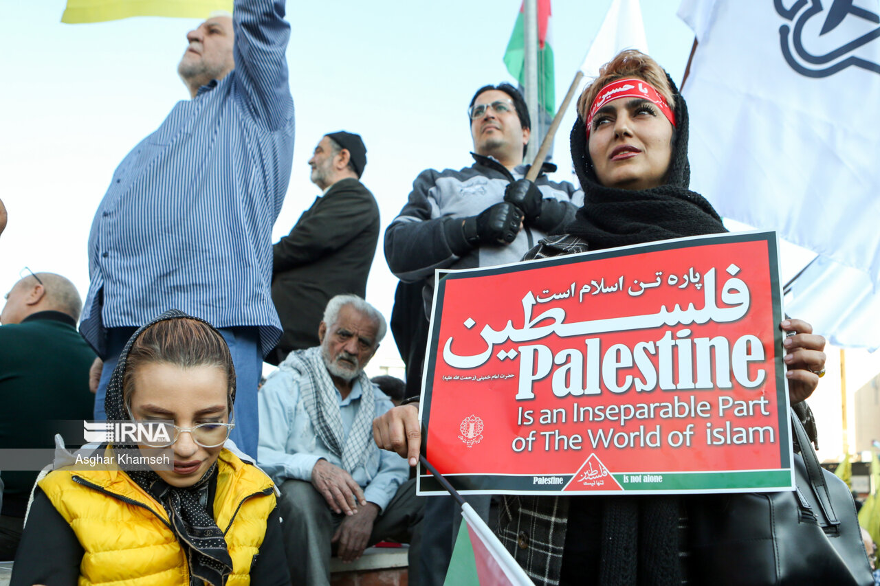 تجمع مردم در حمایت از کودکان غزه