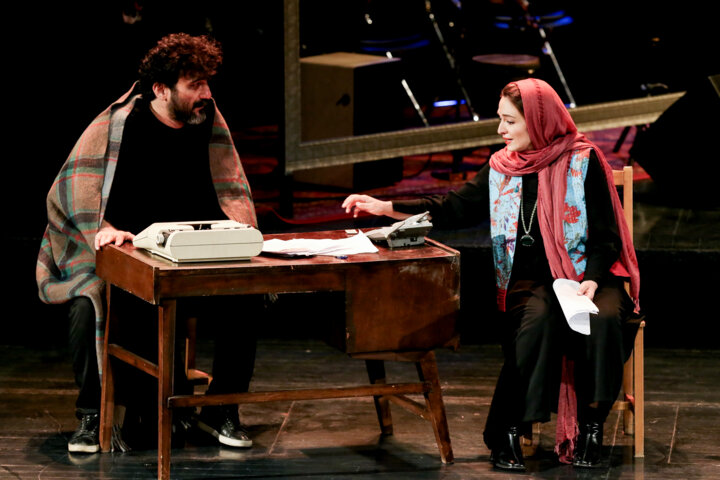 تئاتر با موسیقی یکی است