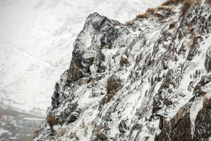 جسد ۲ کوهنورد در ارتفاعات «سن‌بران» ازنا پیدا شد