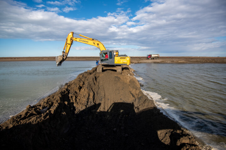 کاهش ۱۸ متری تراز آب خزر تا پایان قرن/خشکی در کمین تالاب انزلی و خلیج گرگان است