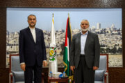 Première rencontre entre Ismail Haniyeh et Amir Abdollahian après l'annonce de l'accord Israël-Hamas sur une trêve