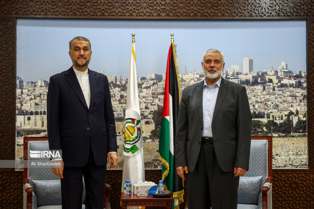 Première rencontre entre Ismail Haniyeh et Amir Abdollahian après l'annonce de l'accord Israël-Hamas sur une trêve